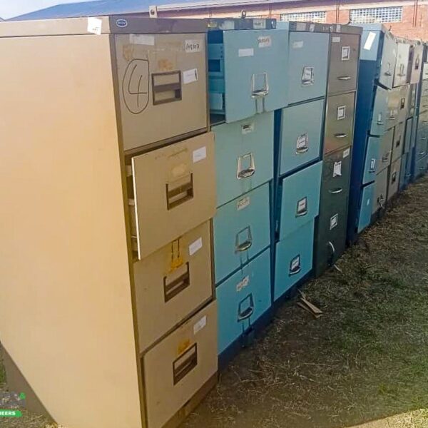 METAL FILLING CABINETS
