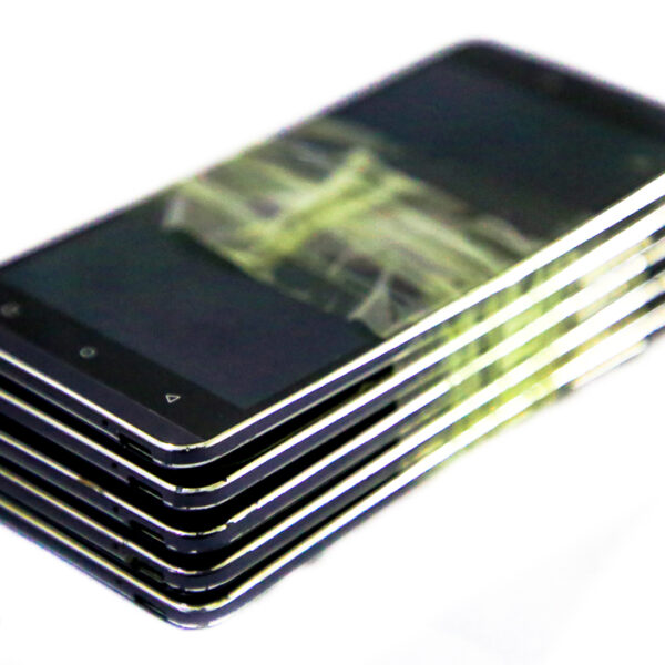 PRE -OWNED CELLPHONES