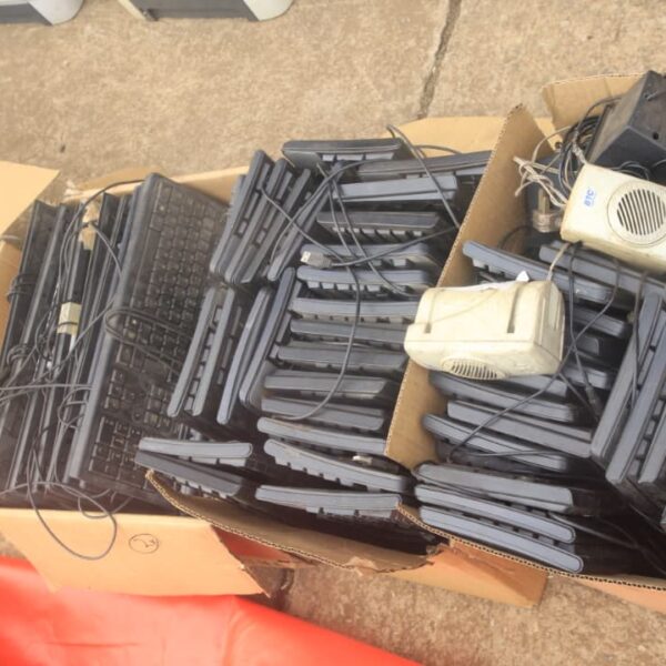 LOT ASSORTED KEYBOARDS