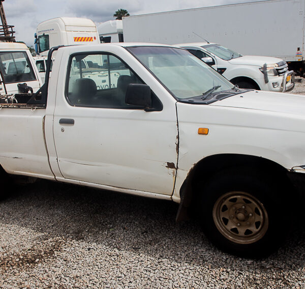 NISSAN HARDBODY