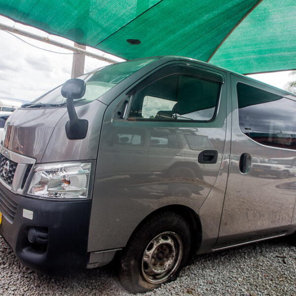 NISSAN CARAVAN NV350