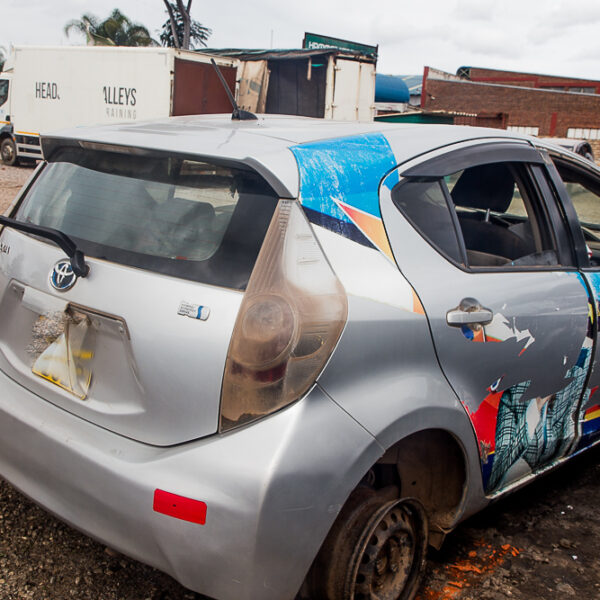 TOYOTA AQUA (ACCIDENT DAMAGED )